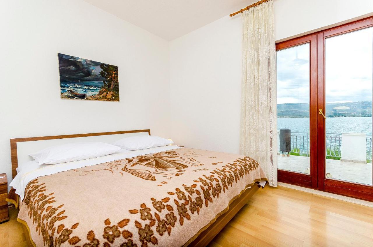 Apartments Marijana 特罗吉尔 外观 照片